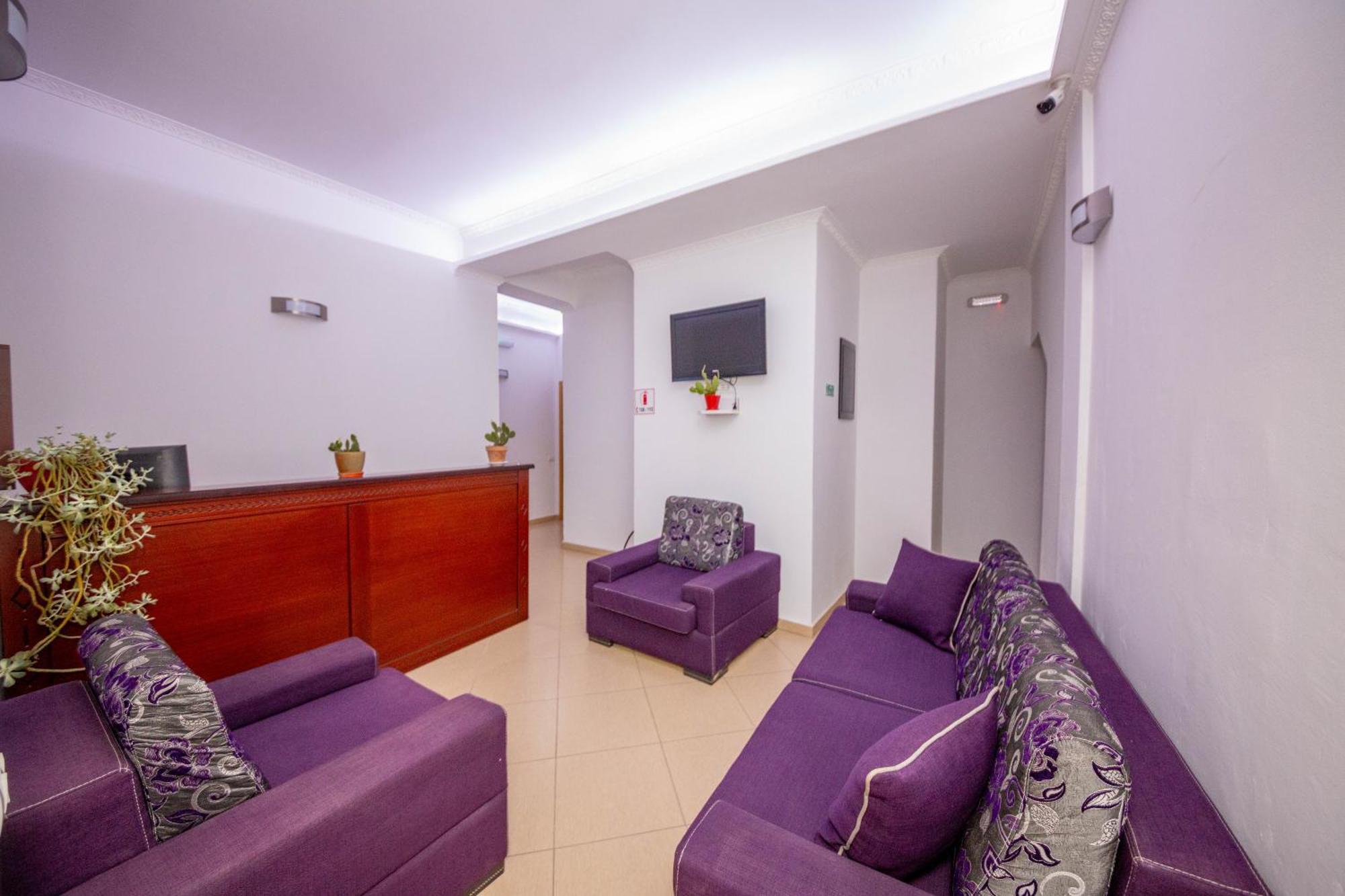 Hotel Shpella بيرات المظهر الخارجي الصورة