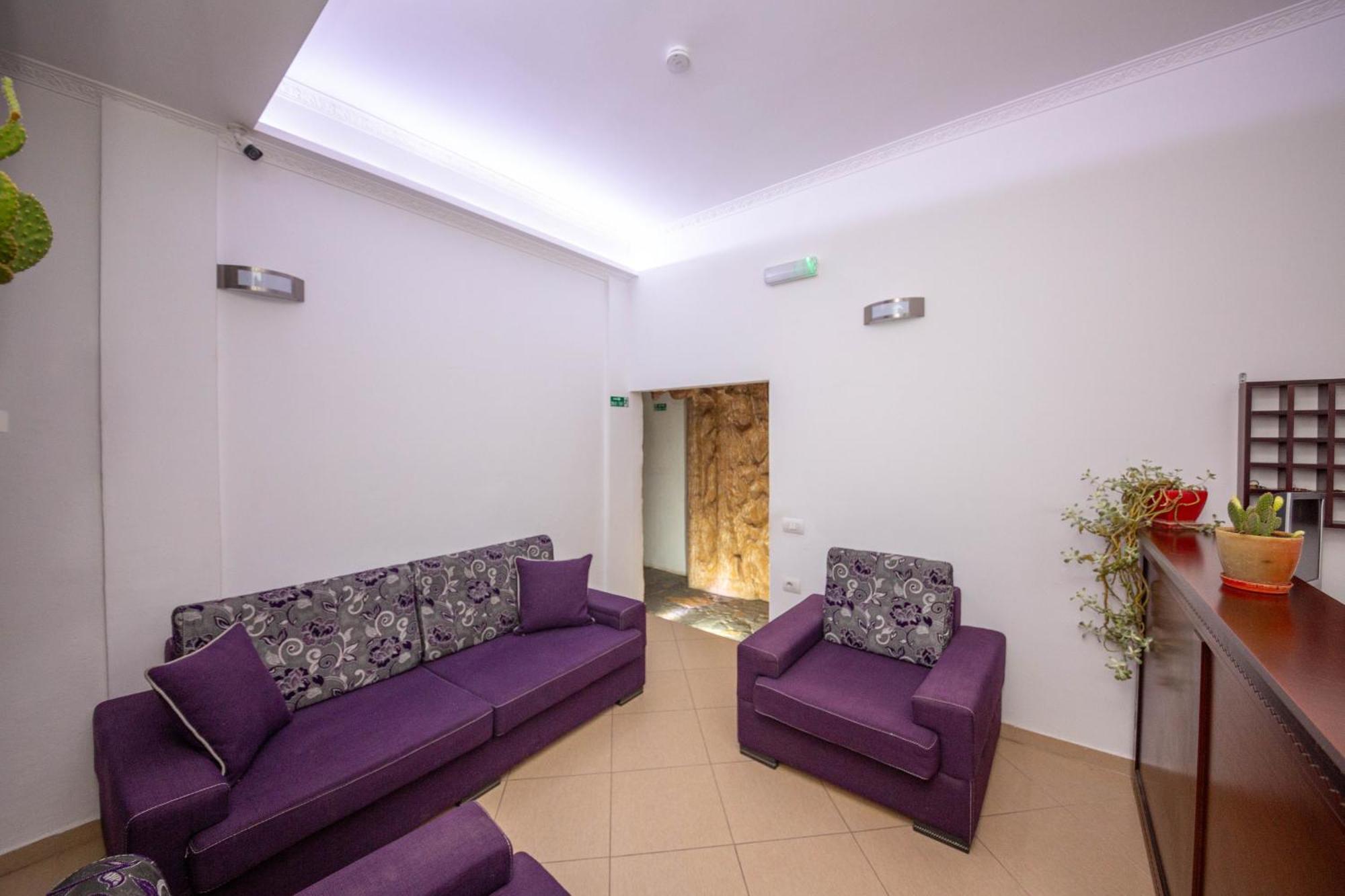 Hotel Shpella بيرات المظهر الخارجي الصورة
