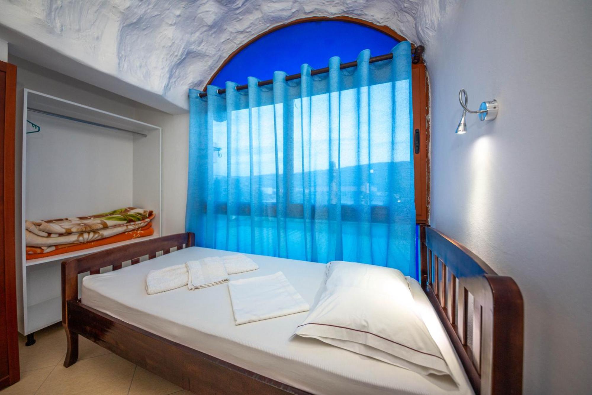 Hotel Shpella بيرات المظهر الخارجي الصورة